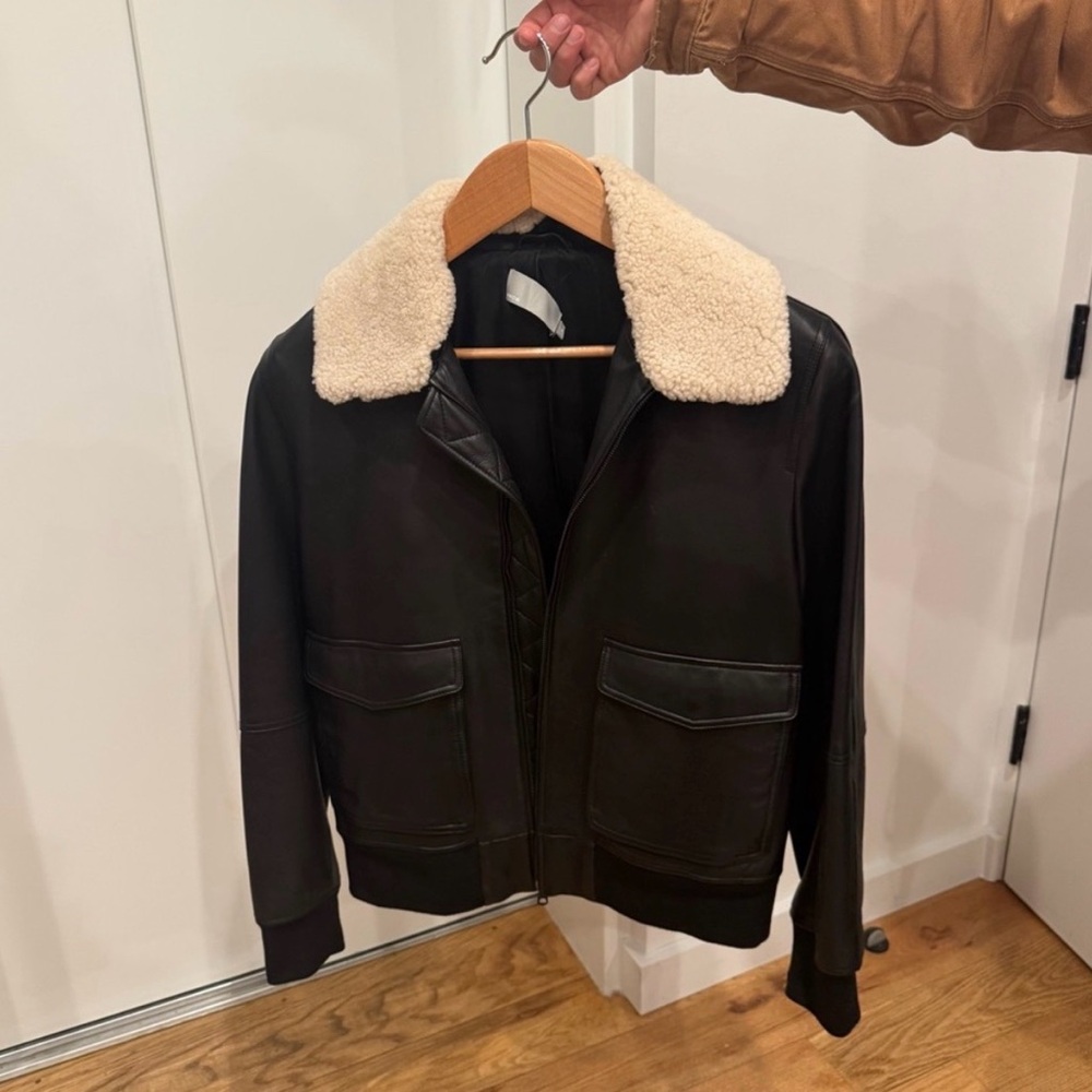 Luxurious Vince Leather Jacket Aviator Bomber Genuine Shearling Collar Medium